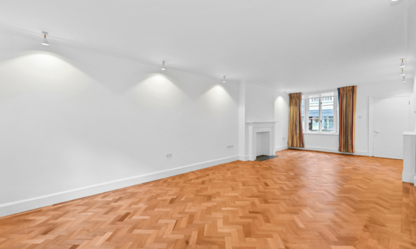Bryanston Mews West, W1H