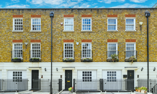 Knox Street, W1H