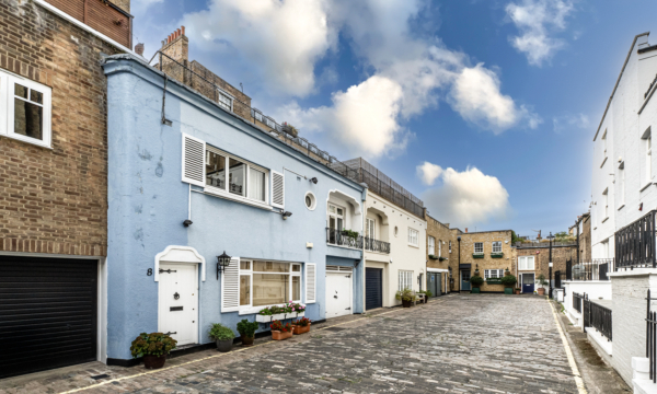 Montagu Mews West, W1H